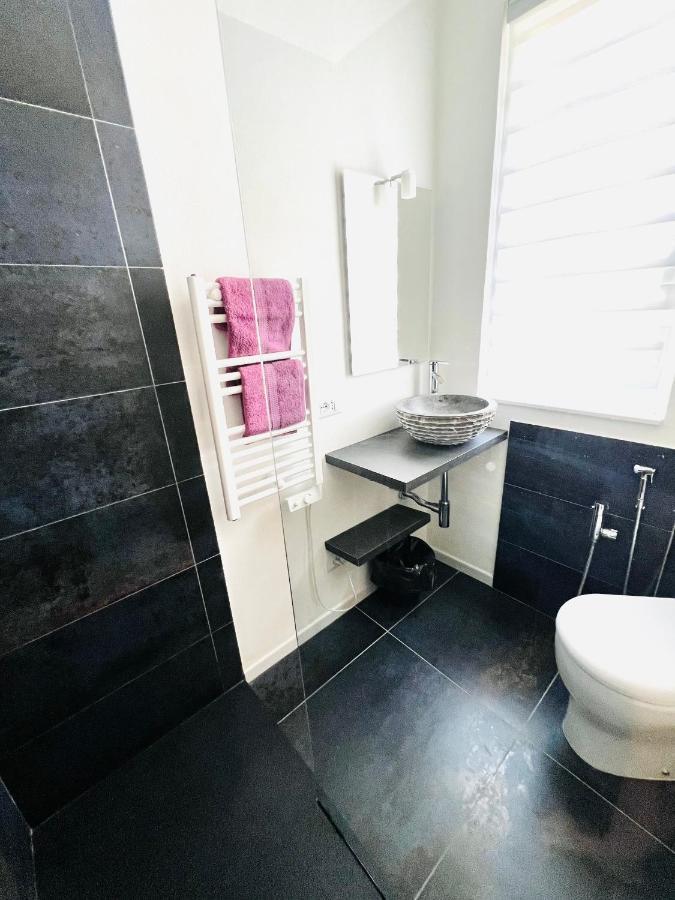 Blaxej, Nel Cuore Di Verona, Moderno Ed Elegante, 4 Posti Letto, Wi-Fi, Self Check In Apartment Exterior photo